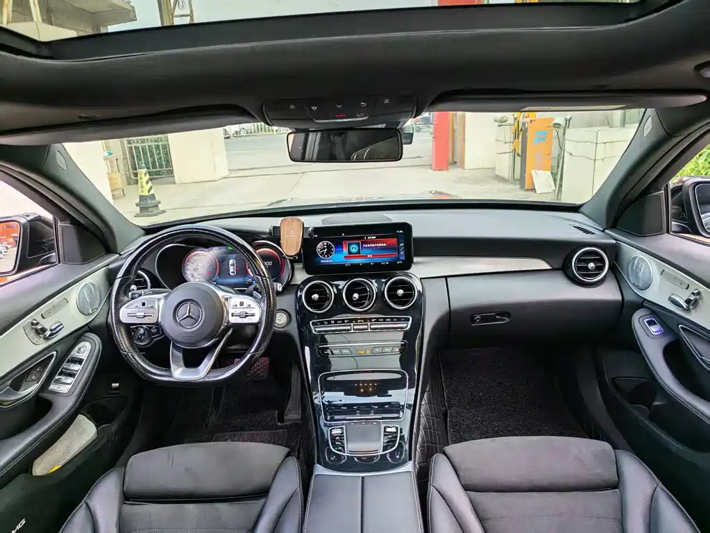 Mercedes-Benz C-Class 2019 — фото 7