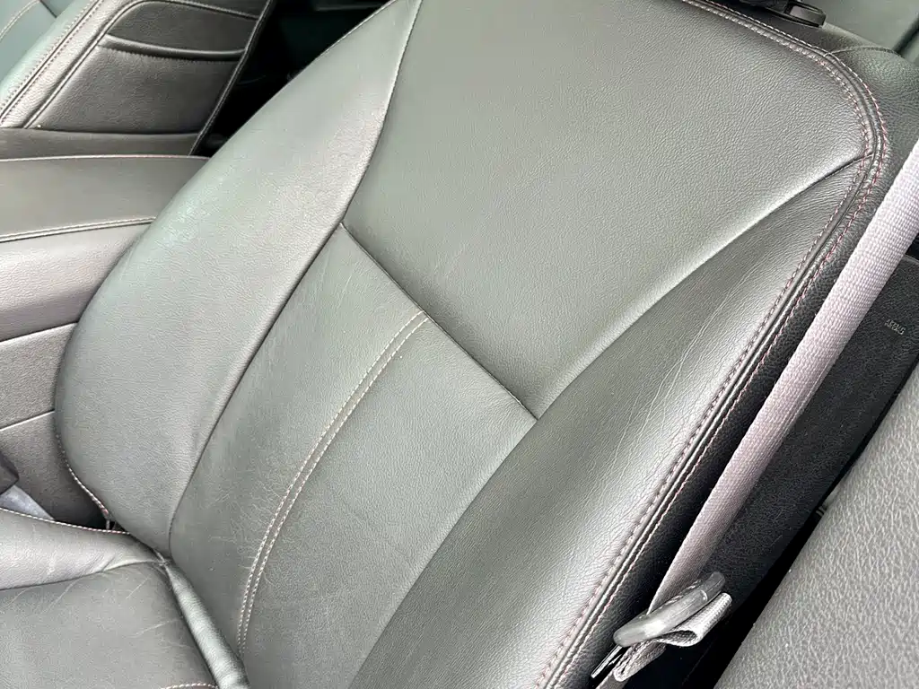 Ford Edge 2015 — фото 36