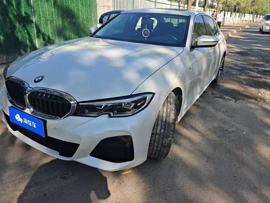 BMW 3 Series 2021