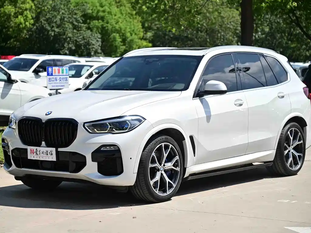 BMW X5 2020 — фото 1