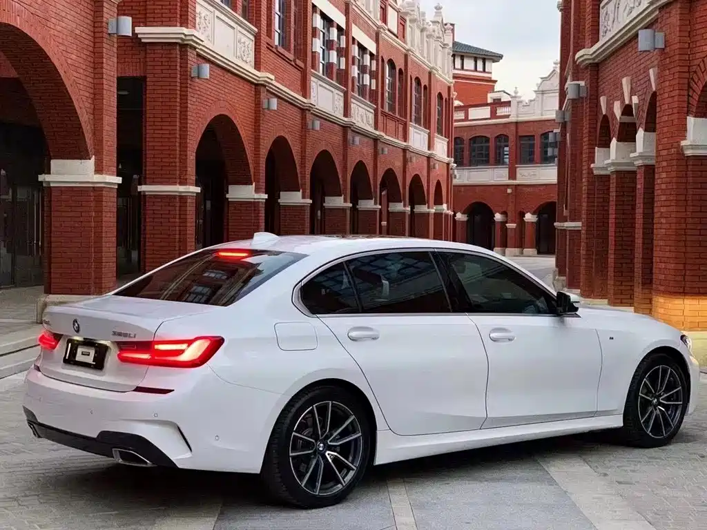 BMW 3 Series 2020