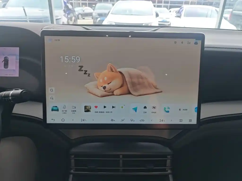 BYD Seal 07 DM-i 2025 — фото 13