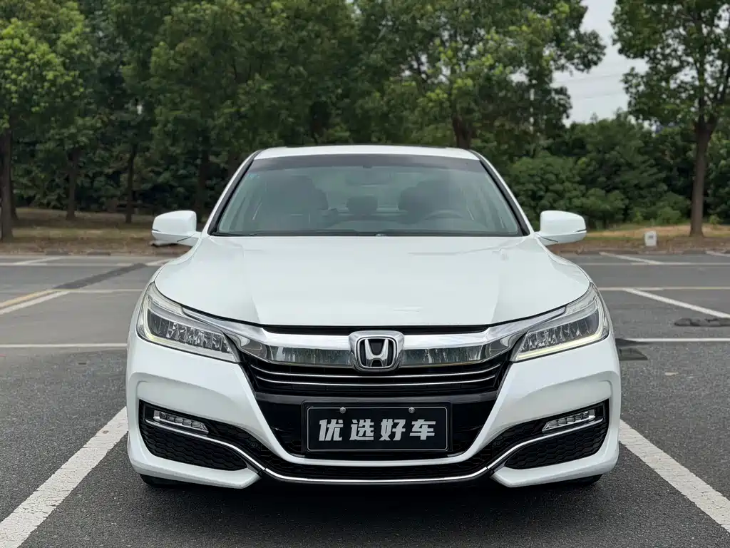 Honda Accord 2017 — фото 1