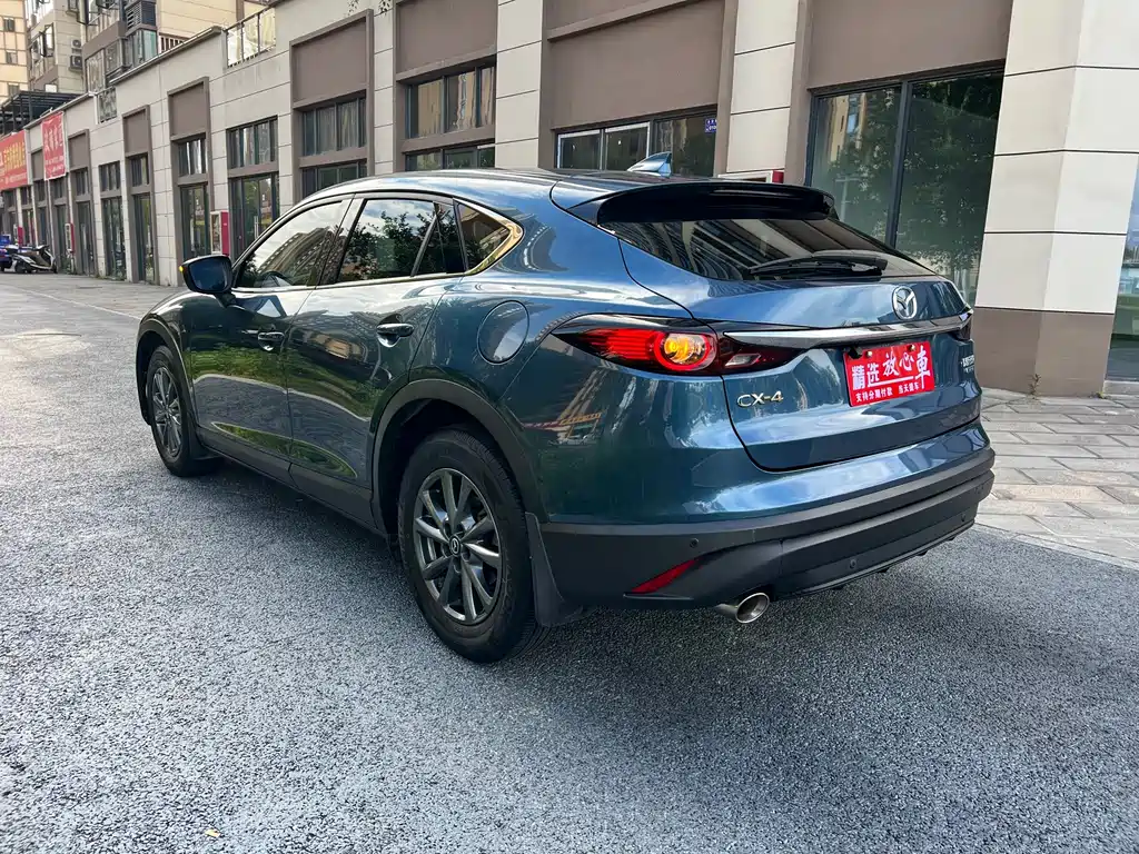 Mazda CX-4 2020