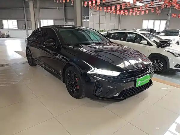 Kia K5 2021