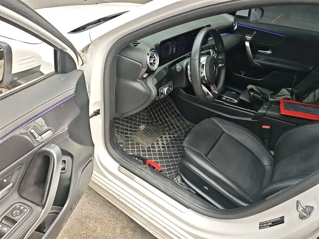 Mercedes-Benz A-Class 2021 — фото 16