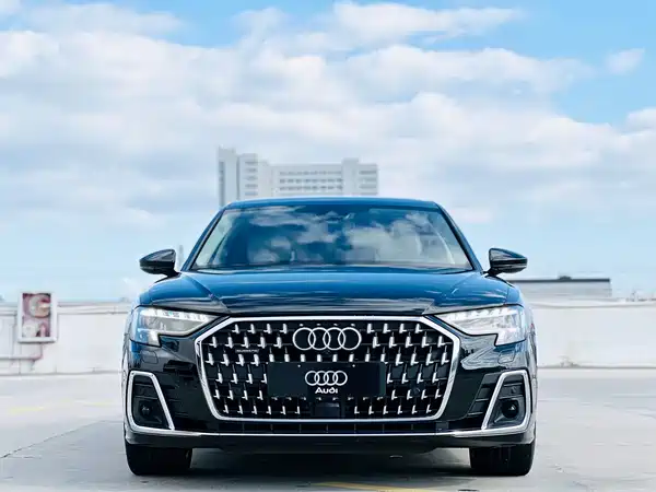Audi A8 2023