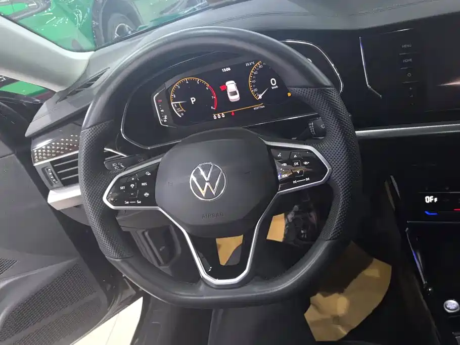 Volkswagen Passat 2023 — фото 15