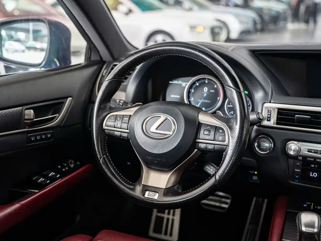 Lexus GS 2018 — фото 12