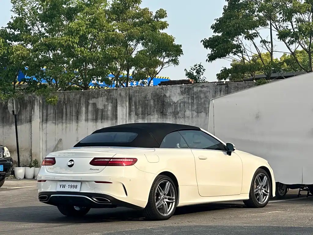 Mercedes-Benz E-Class 2018 — фото 8