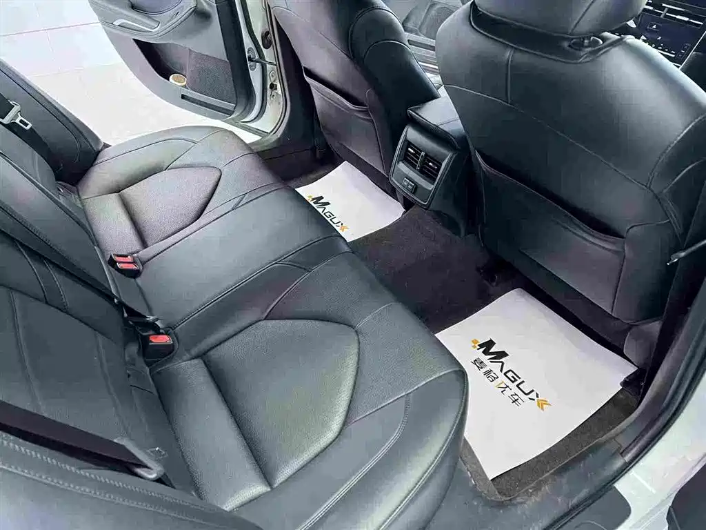 Toyota Avalon 2024 — фото 13