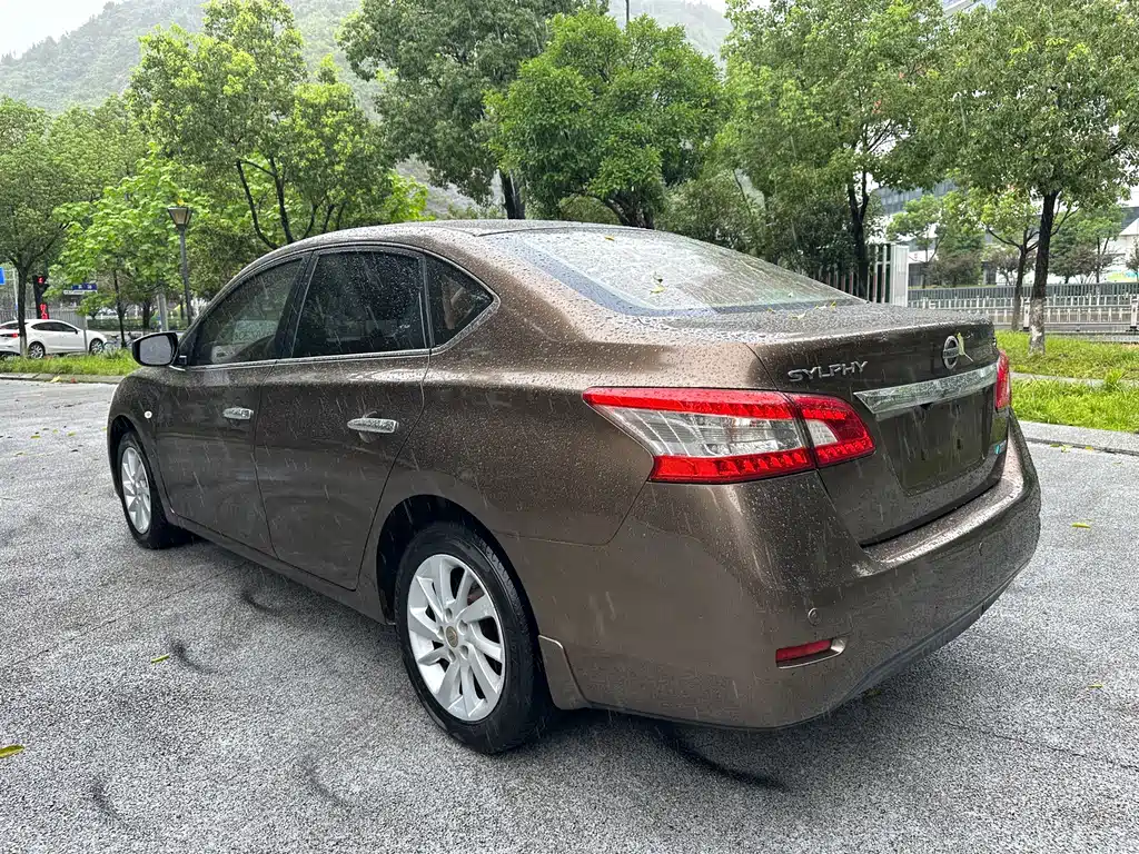 Nissan Sylphy 2013