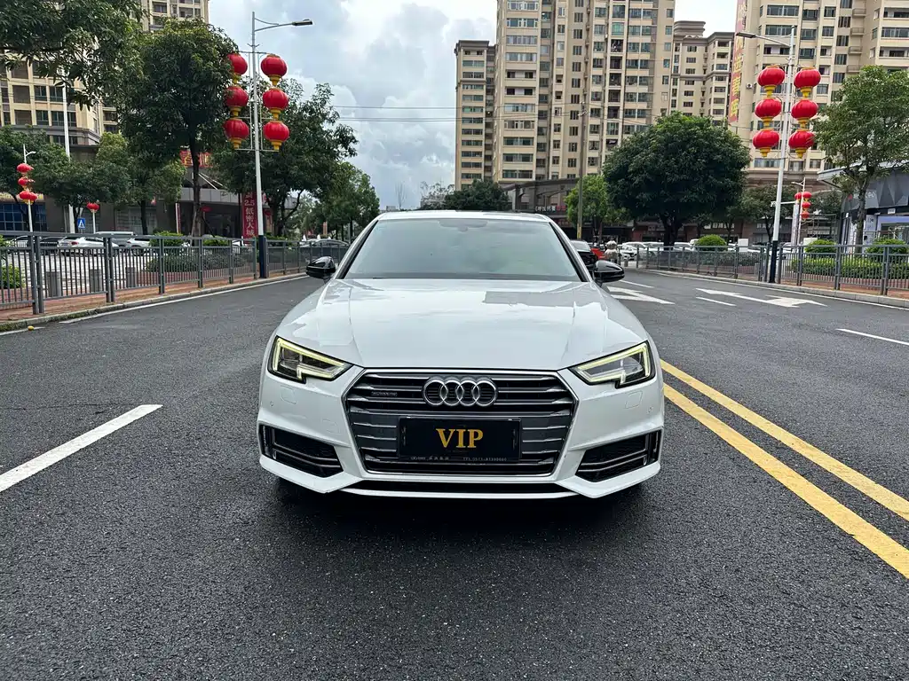 Audi A4L 2018 — фото 2
