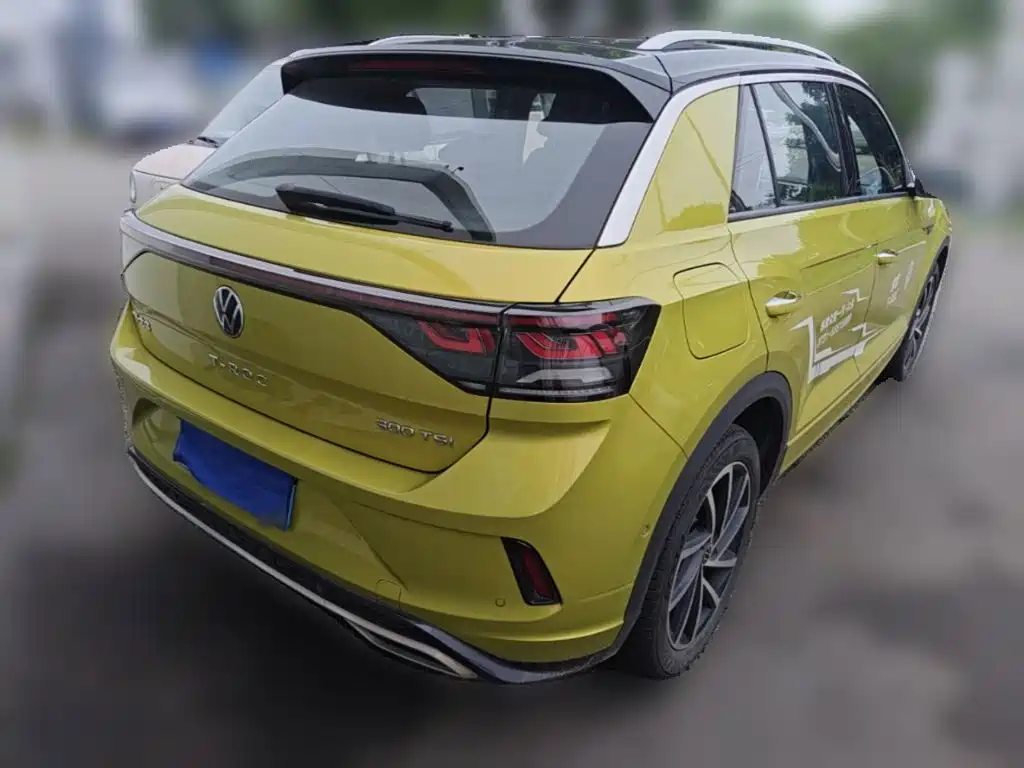 Volkswagen T-Roc 2023 — фото 12