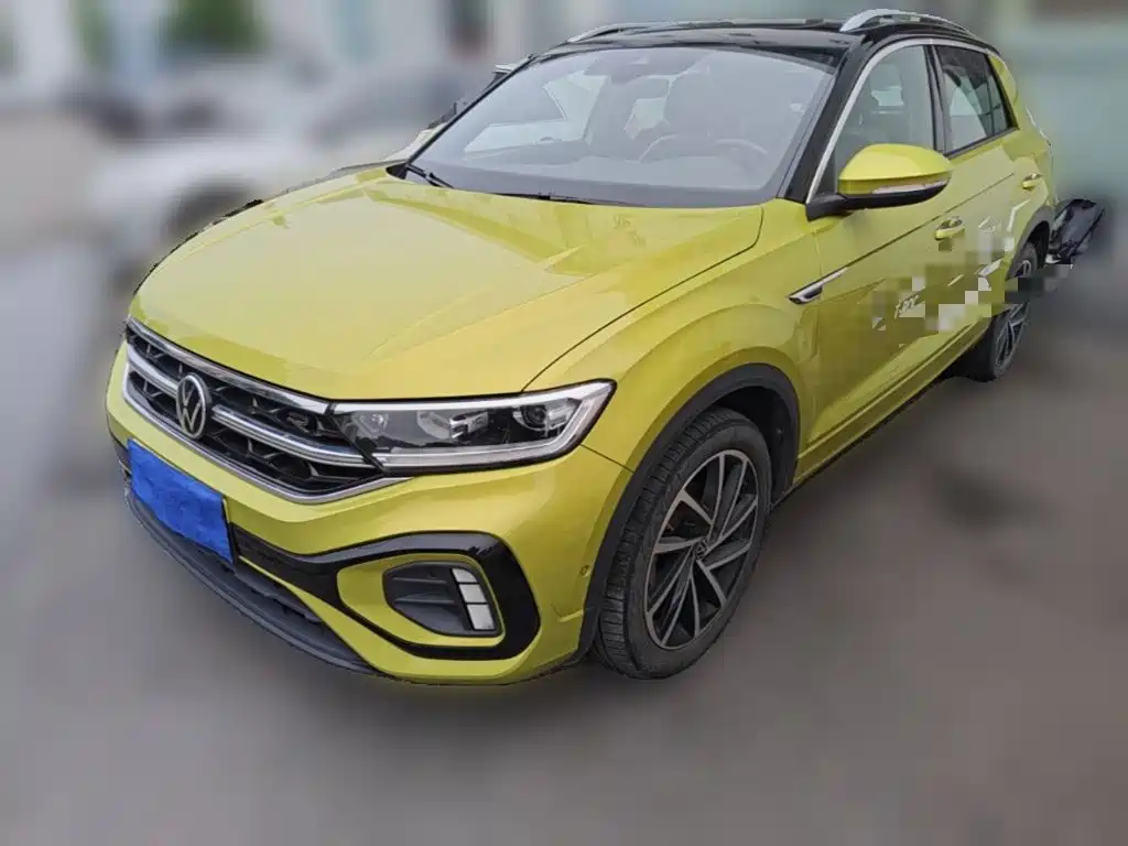 Volkswagen T-Roc 2023 — фото 1