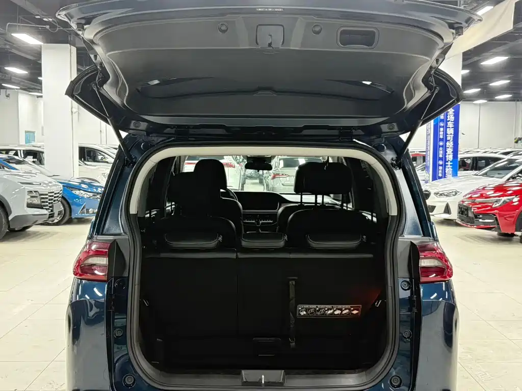 GAC Motor Trumpchi M6 2022 — фото 20
