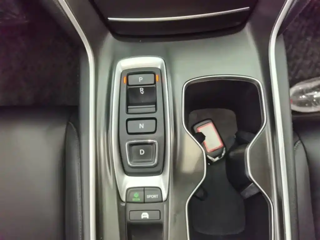 Honda Accord 2023 — фото 14