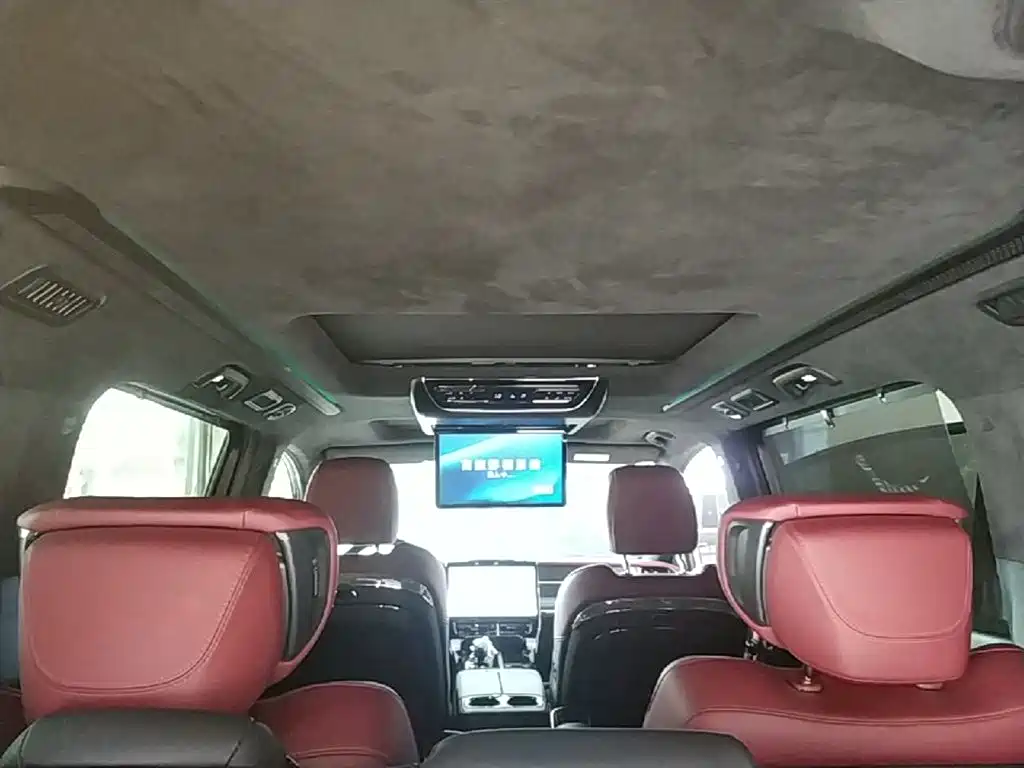 GAC Motor Trumpchi M8 2024 — фото 18