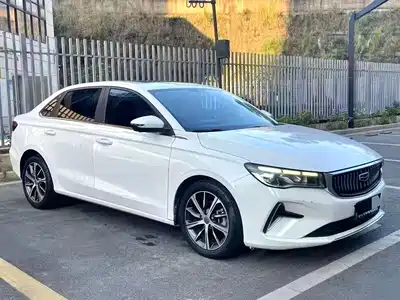 Geely Emgrand 2023
