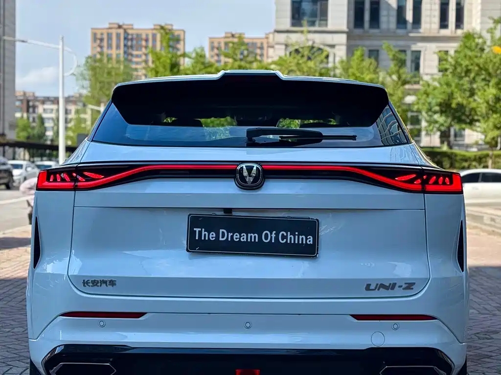 Changan UNI-Z 2025 — фото 13