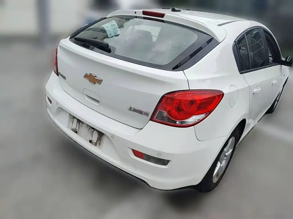 Chevrolet Cruze 2014 — фото 12