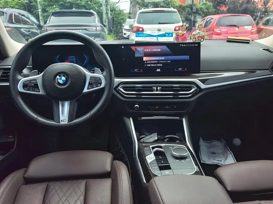 BMW 3 Series 2023 — фото 12