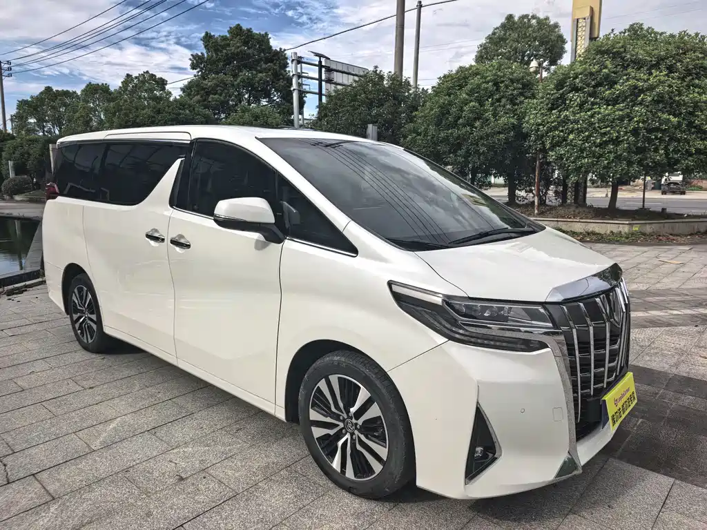 Toyota Alphard 2018 — фото 6