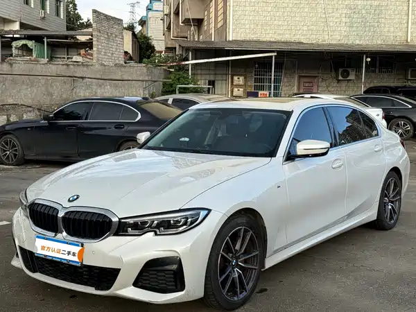 BMW 3 Series 2021