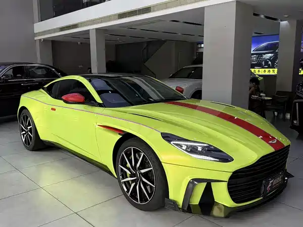 Aston Martin DB11 2019