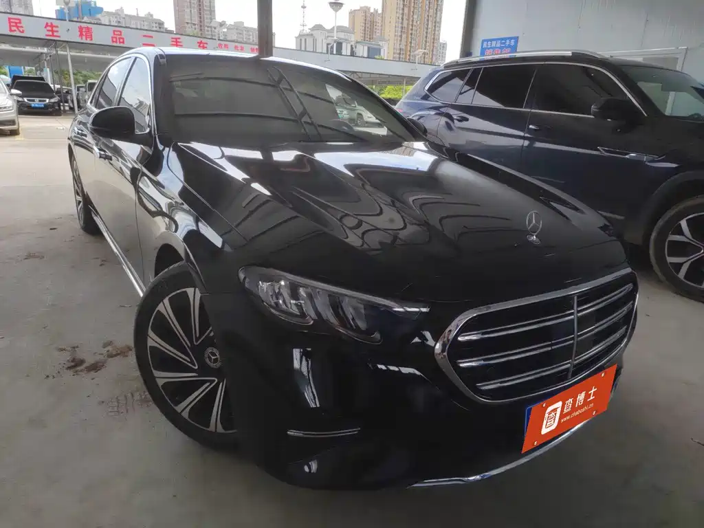 Mercedes-Benz E-Class 2024