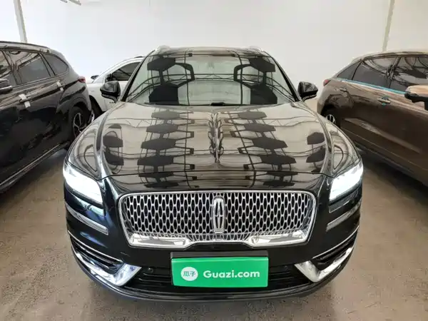 Lincoln Nautilus 2020