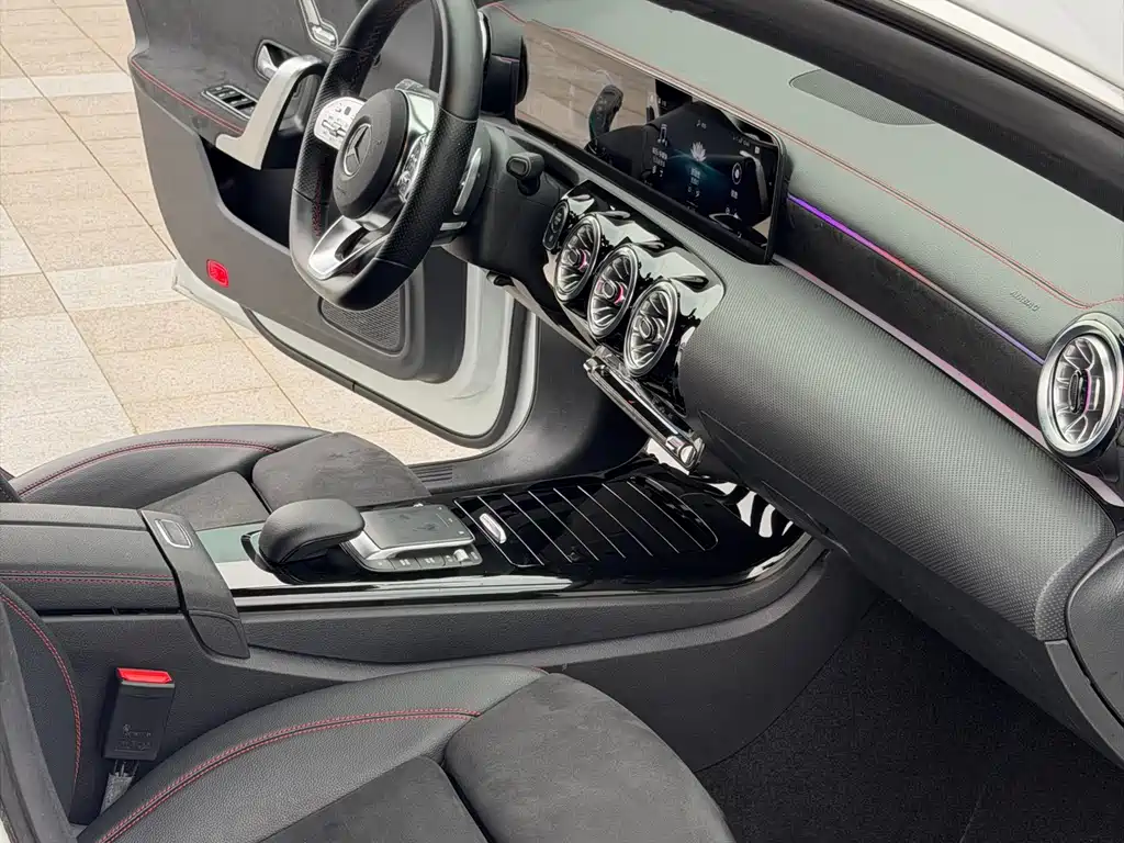 Mercedes-Benz CLA 2021 — фото 11
