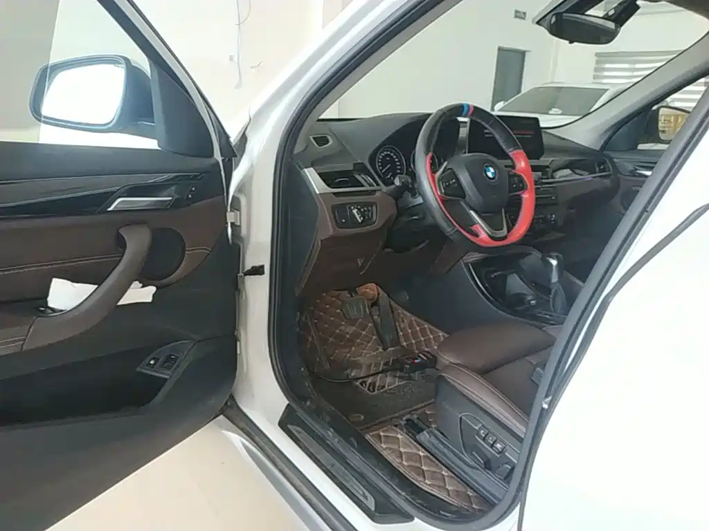 BMW X1 New Energy 2020 — фото 16