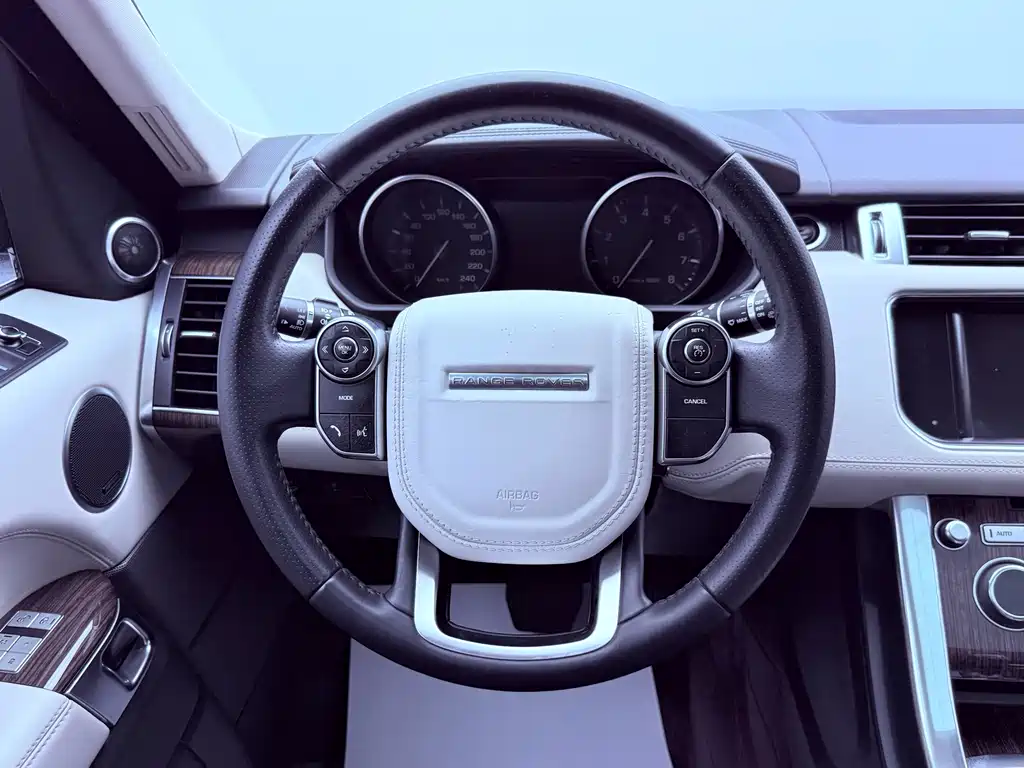 Land Rover Sport 2014 — фото 12