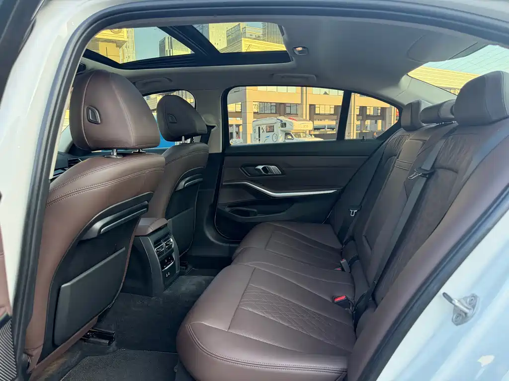 BMW 3 Series 2022