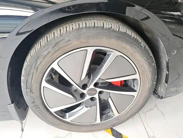 Exeed ES 2025