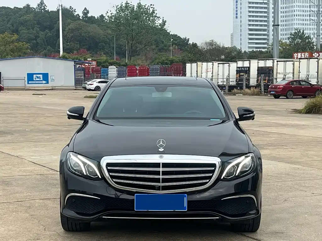 Mercedes-Benz E-Class 2018 — фото 3