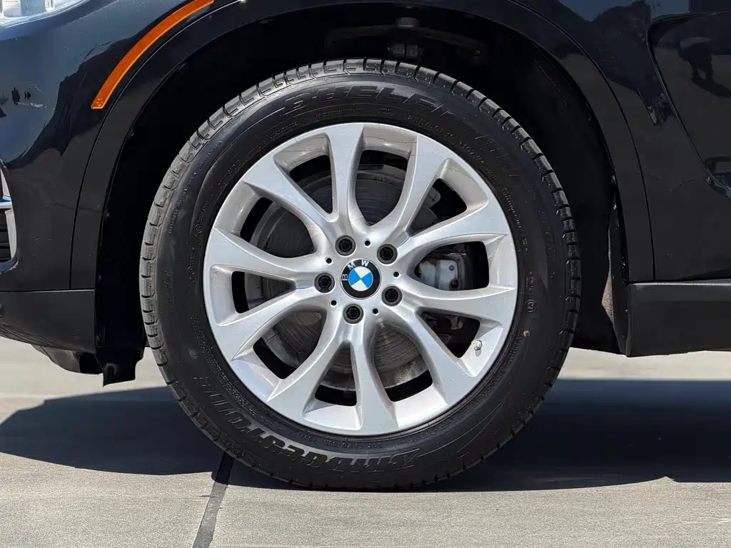 BMW X5 2014 — фото 34