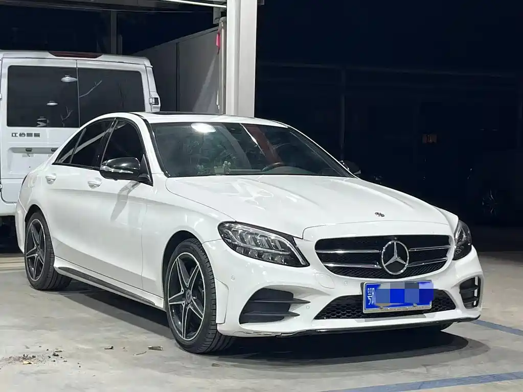 Mercedes-Benz C-Class 2020