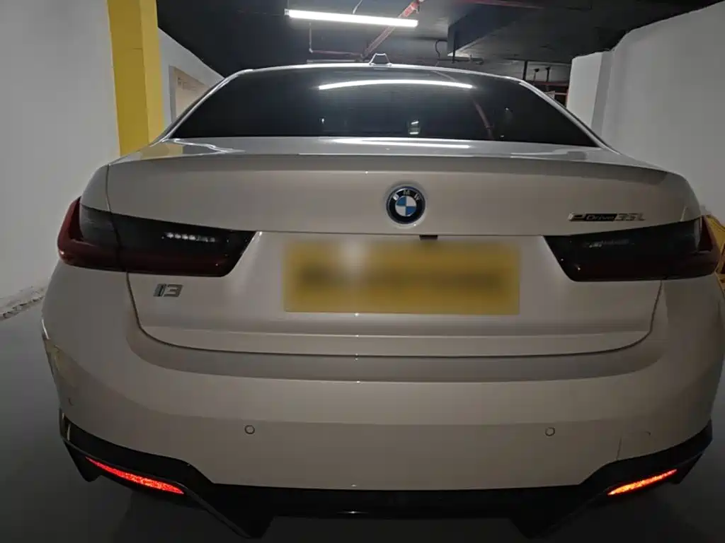BMW i3 2024