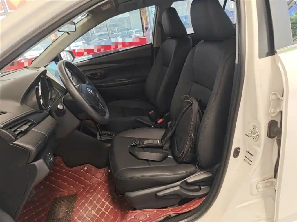 Toyota Vios 2017 — фото 15