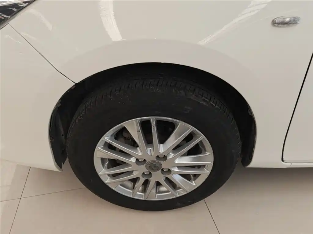 Toyota Vios 2017 — фото 23
