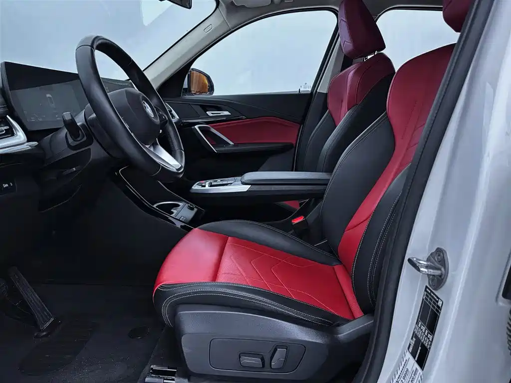 BMW X1 2024 — фото 11