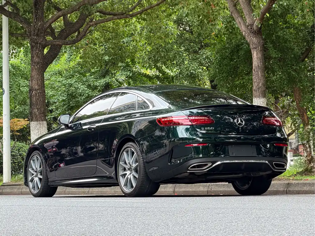 Mercedes-Benz E-Class 2023