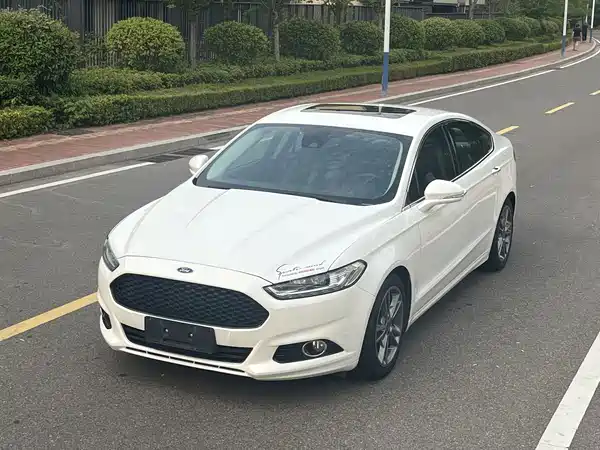 Ford Mondeo 2014