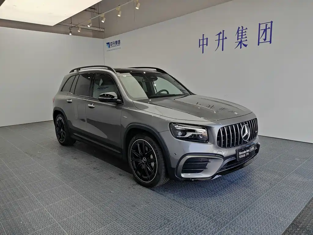 Mercedes-Benz GLB AMG 2025