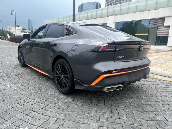 Changan UNI-V 2024