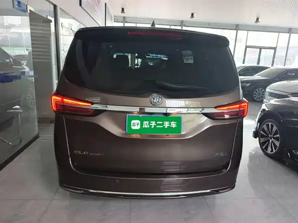 Buick GL8 2020
