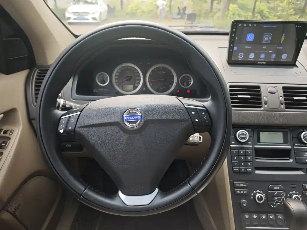 Volvo XC Classic 2015 — фото 14
