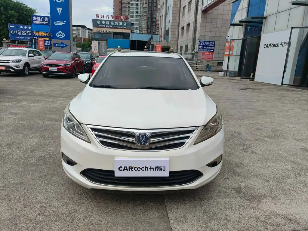Changan Eado 2016 — фото 5